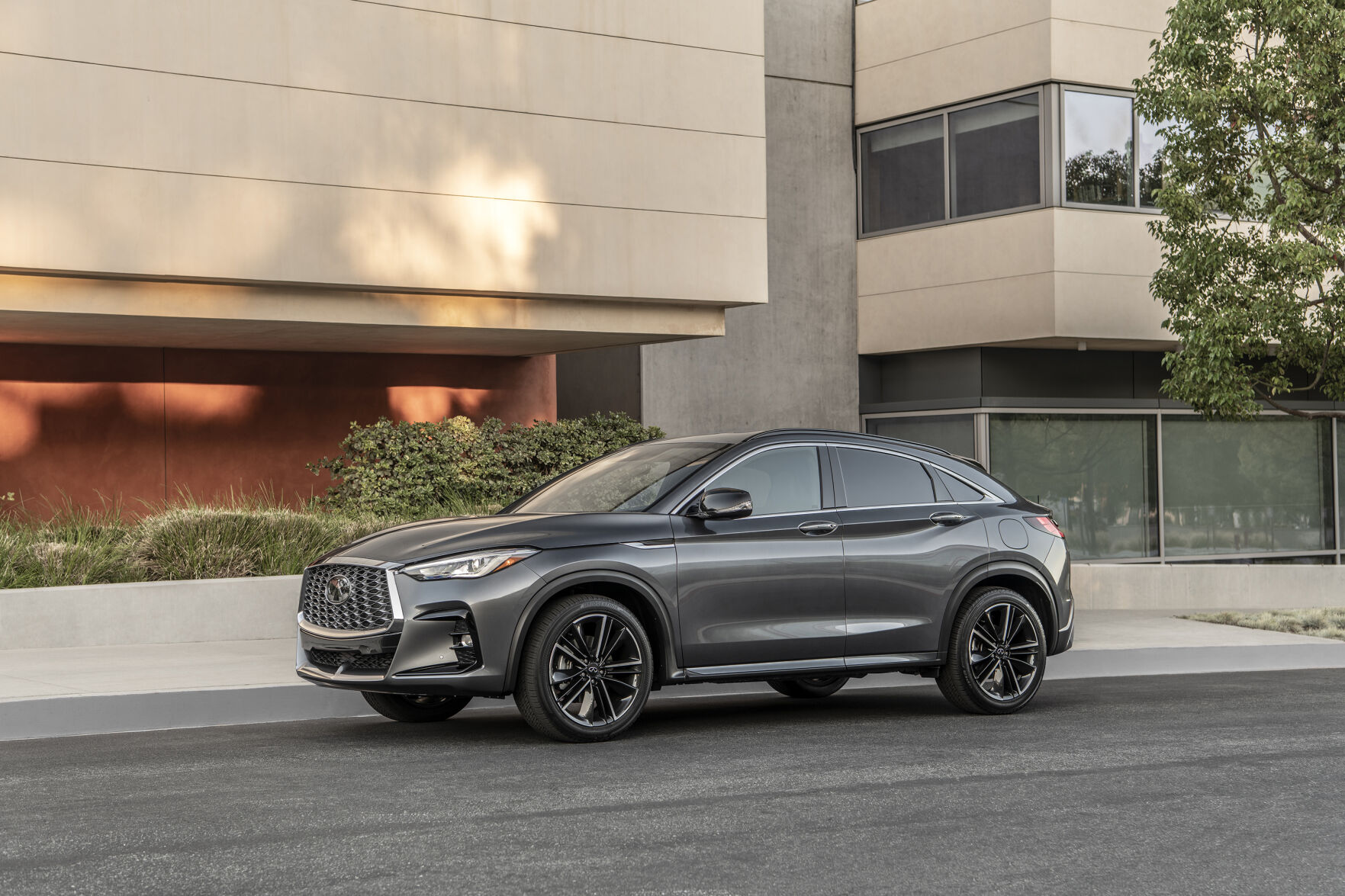 2023-INFINITI-QX55-Exterior-05.jpg